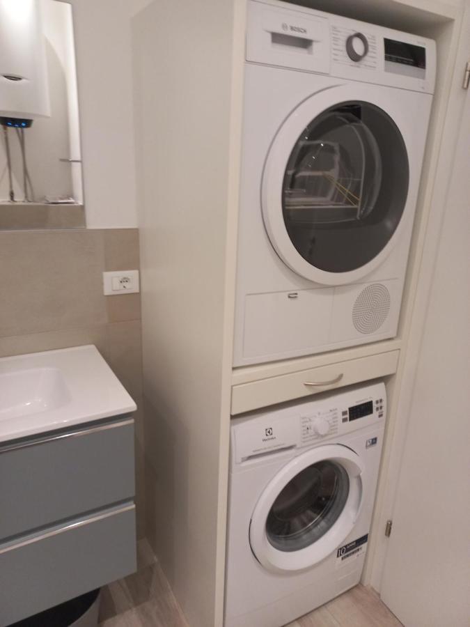 Studio-Appartment - Hotel Lux Merano Exteriör bild