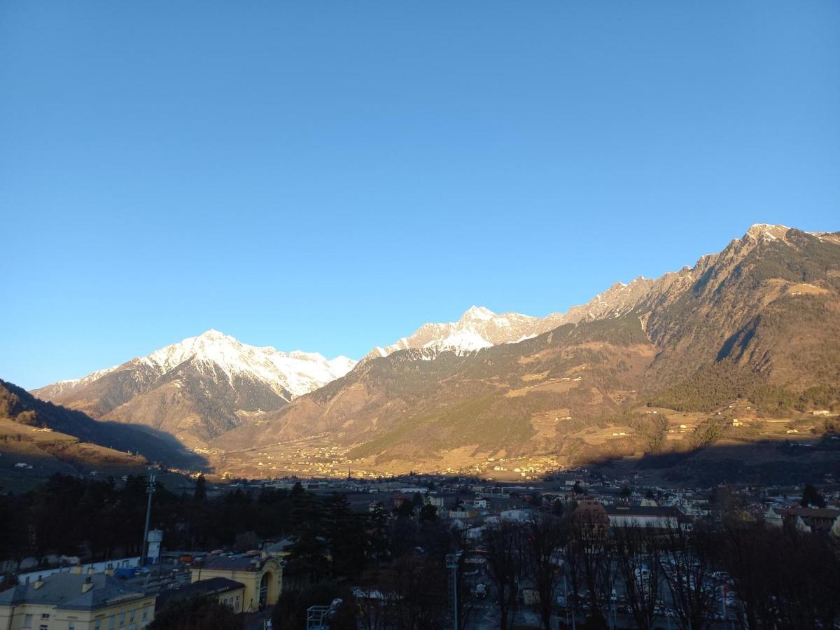 Studio-Appartment - Hotel Lux Merano Exteriör bild